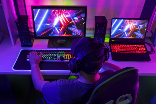 Benefits of using gamming laptops for games.